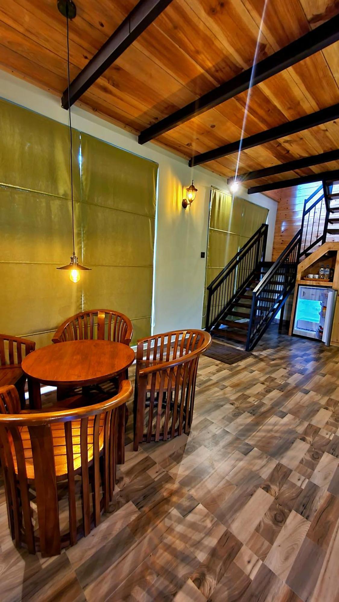 אלה Guest Inn Avendra מראה חיצוני תמונה